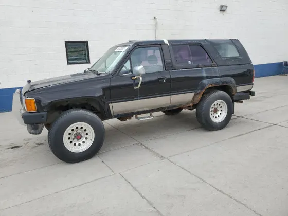 1987 Toyota 4Runner RN60