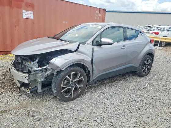 2019 Toyota C-HR XLE