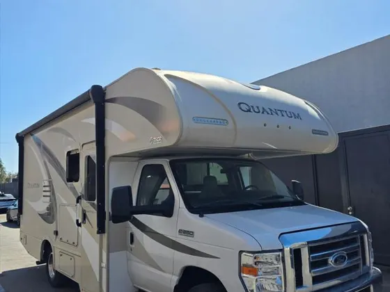2017 Ford E-Series Cutaway E350 SUPER DUTY CUTAWAY VAN