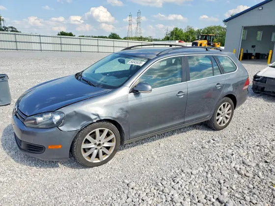 2010 Volkswagen Jetta SportWagen TDI