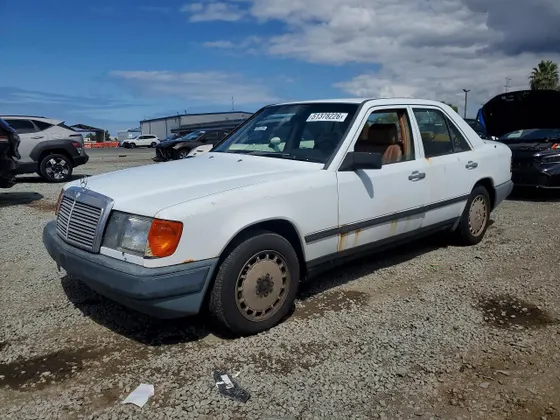 1987 Mercedes-Benz 300 Series 300D