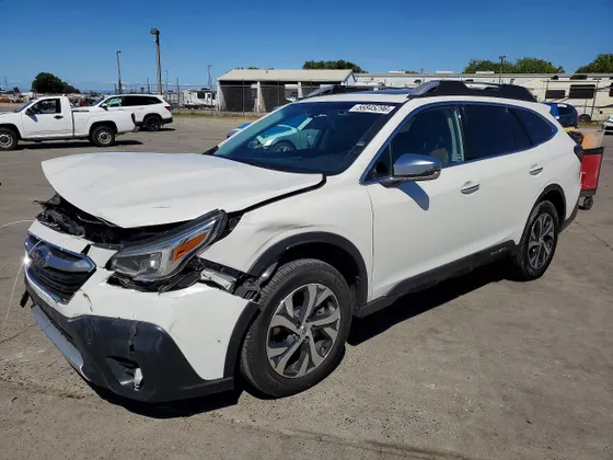 2021 Subaru Outback Touring XT