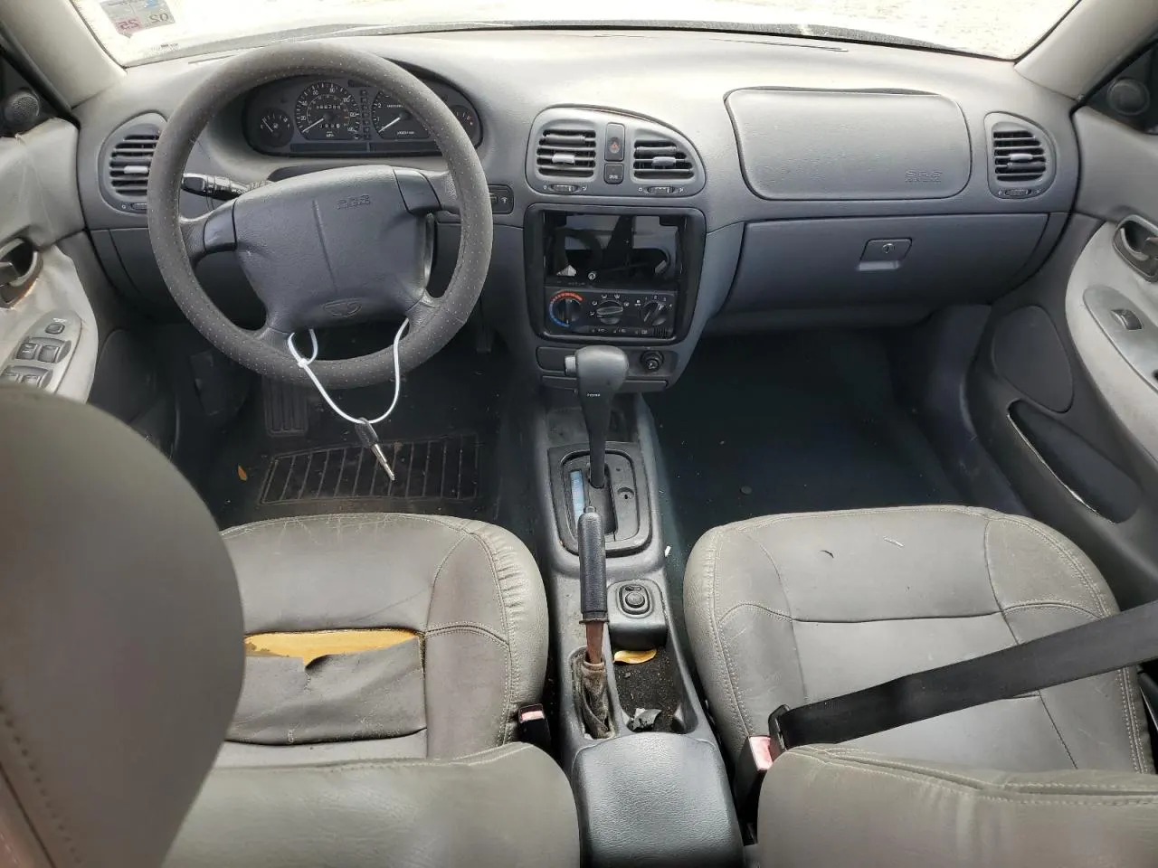 1999 Daewoo Nubira CDX