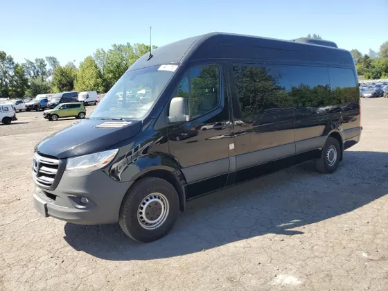 2019 Mercedes-Benz Sprinter Passenger Van 2500/3500