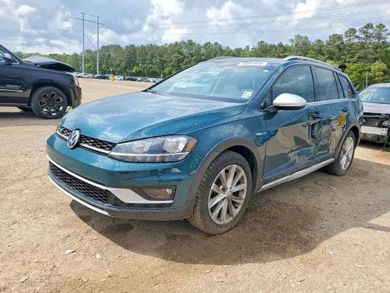 2019 Volkswagen Golf Alltrack S