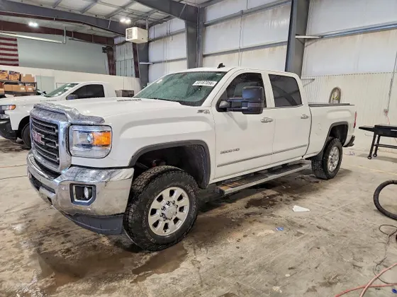 2015 GMC Sierra 3500HD SLT
