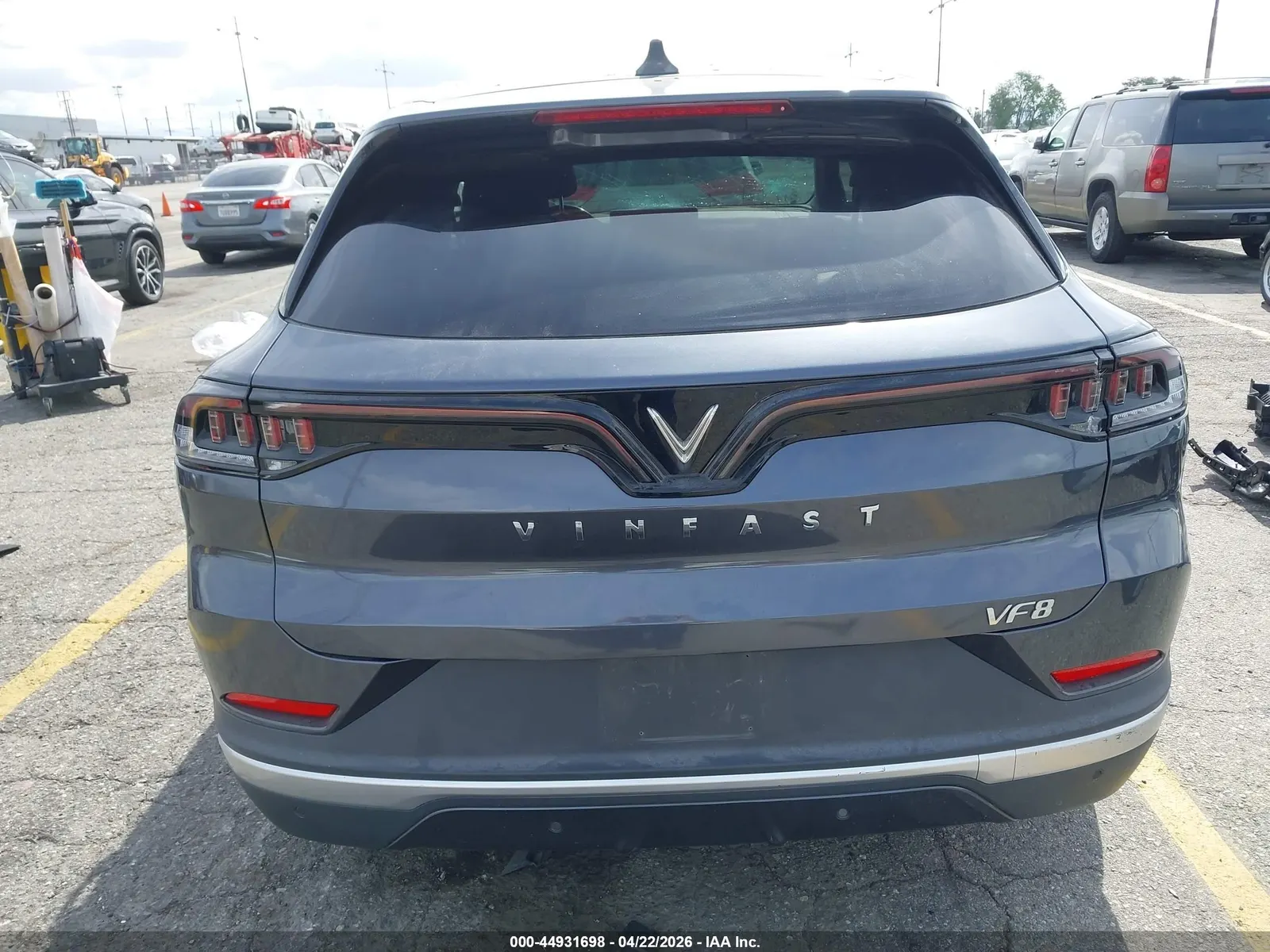 2023 VinFast VF 8 Eco