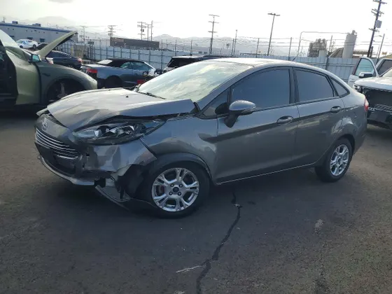 2014 Ford Fiesta SE