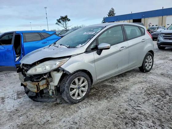 2013 Ford Fiesta SE