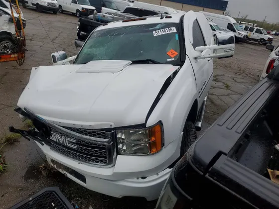 2014 GMC Sierra 2500HD Denali