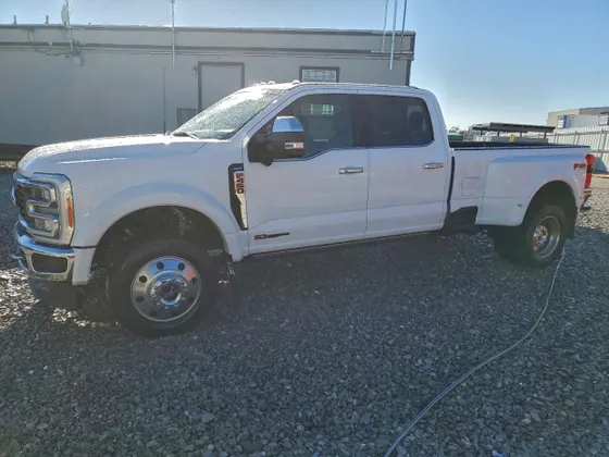 2023 Ford Super Duty F-450 DRW XL