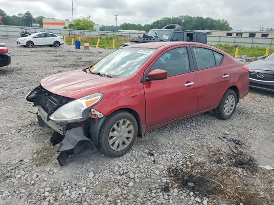 2016 Nissan Versa S