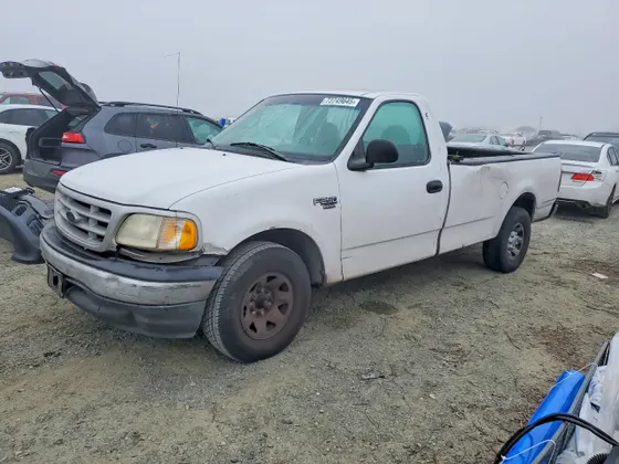 1999 Ford F-250 Work Series F250