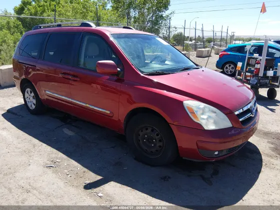 2007 Hyundai Entourage GLS