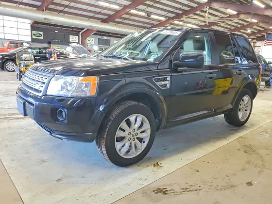 2011 Land Rover LR2 HSE LUX