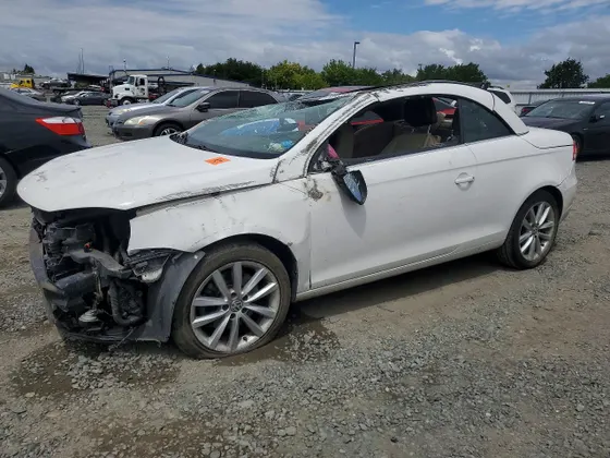 2012 Volkswagen Eos Komfort