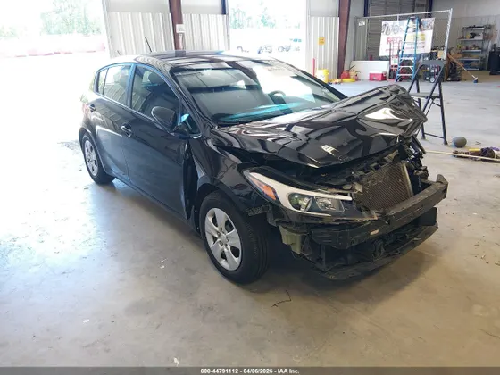 2017 Kia Forte5 LX