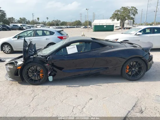 2024 McLaren 750S SPIDER