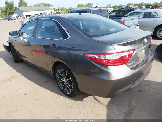 2015 Toyota Camry XLE