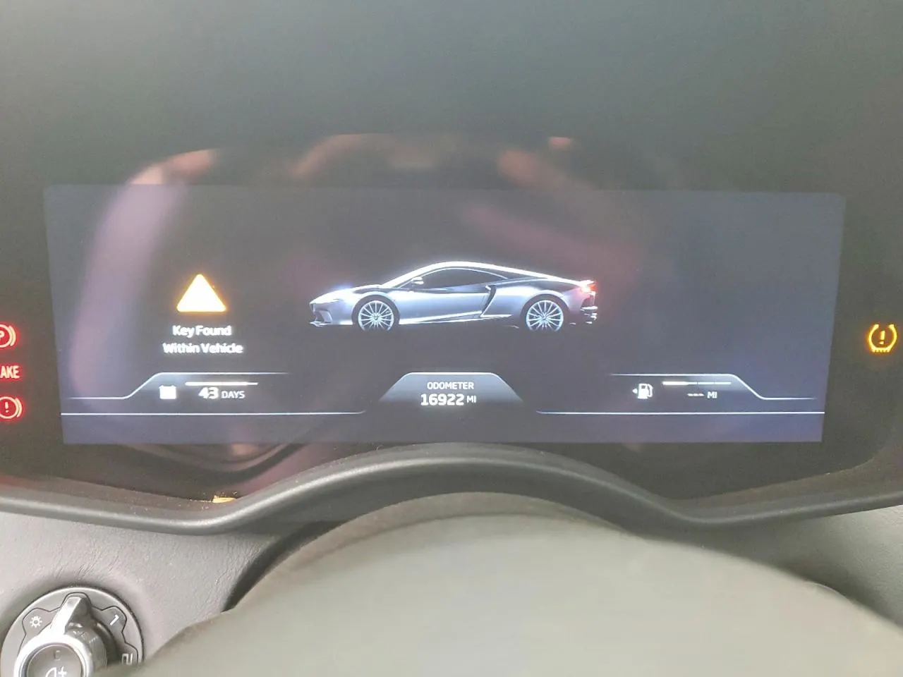 2023 McLaren GT