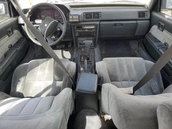 1986 Toyota CRESSIDA LUXURY