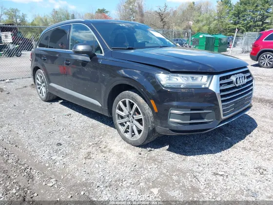 2017 Audi Q7 Premium Plus
