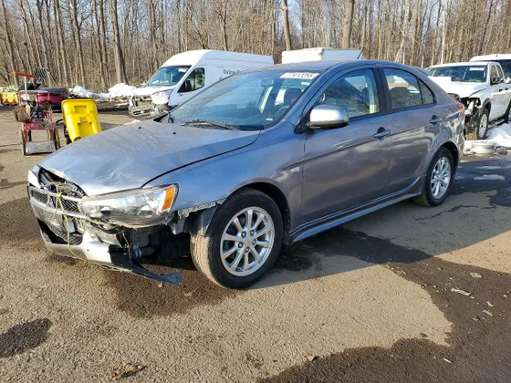 2013 Mitsubishi Lancer Sportback ES