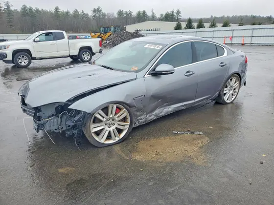 2012 Jaguar XF XFR