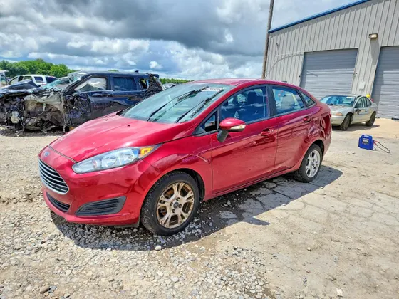 2016 Ford Fiesta SE