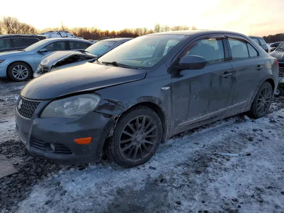 2010 Suzuki Kizashi SLS