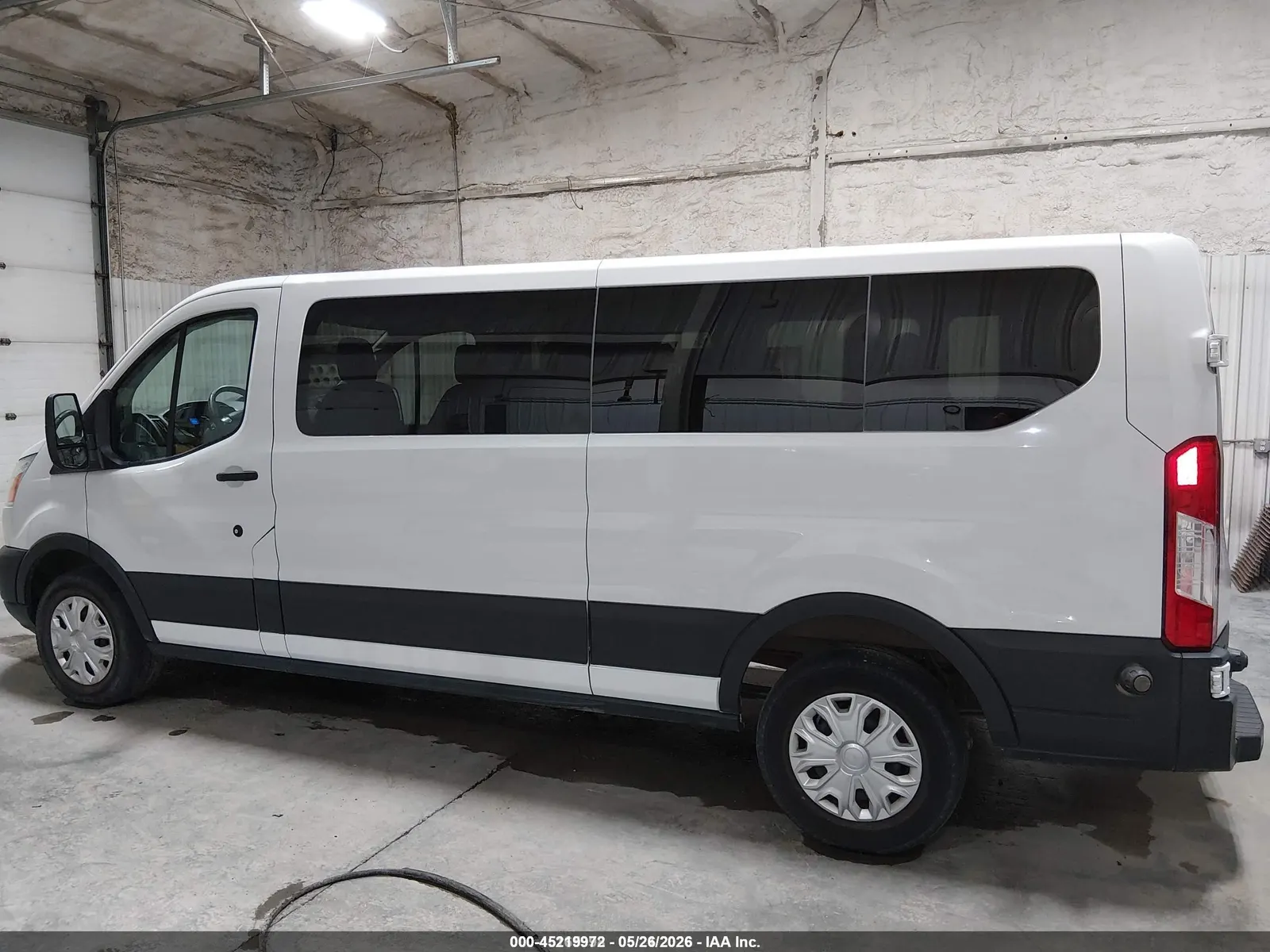 2015 Ford Transit Wagon XLT