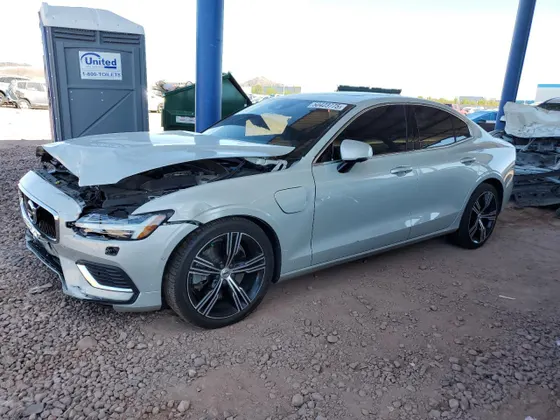 2019 Volvo S60 Recharge Plug-In Hybrid Inscription