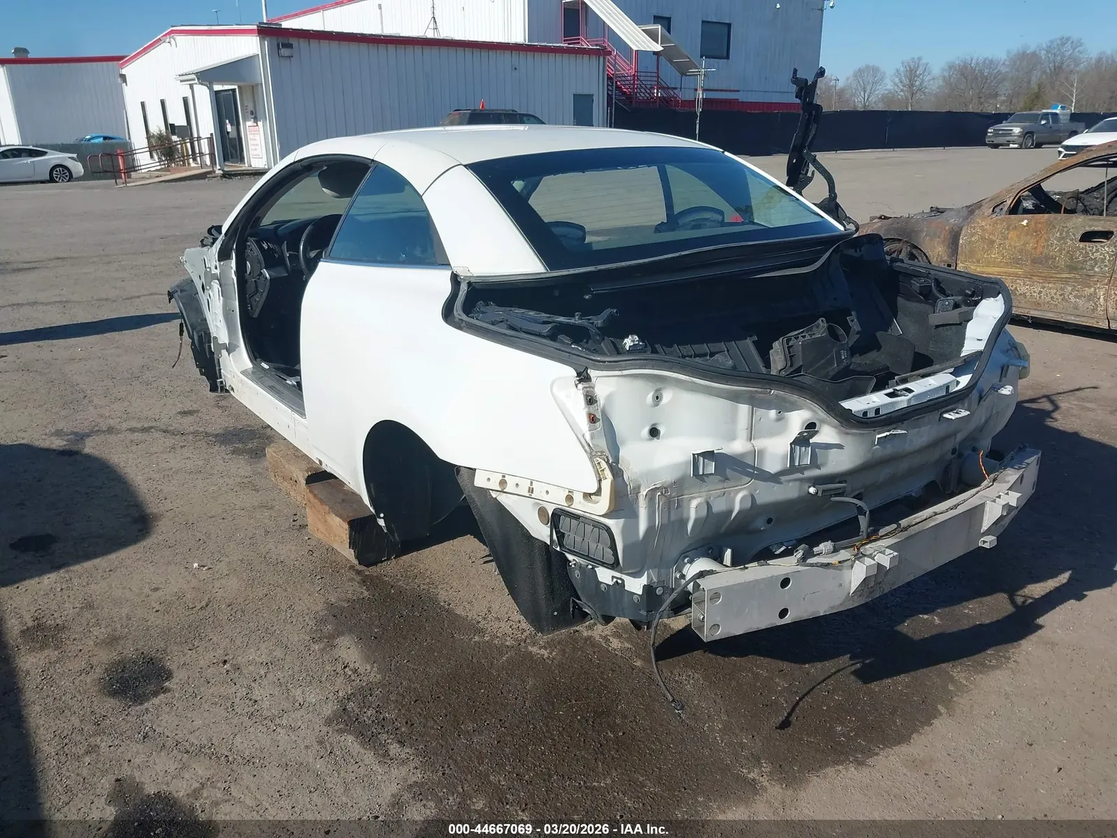 2014 INFINITI Q60 Convertible