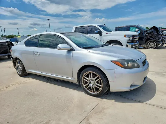 2010 Scion tC