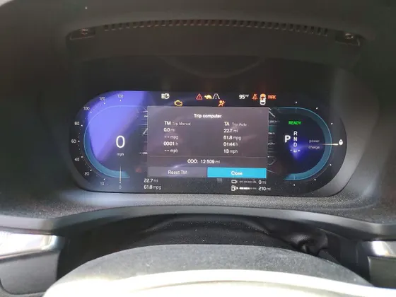 2024 Volvo S60 Recharge Plug-In Hybrid Plus Black Edition