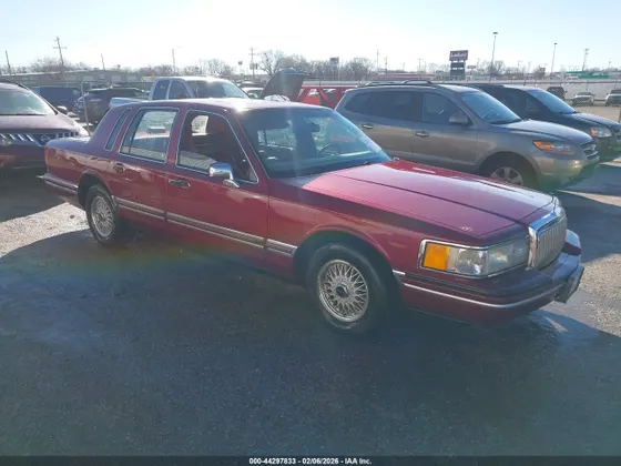 1993 Lincoln Town Car Signature
