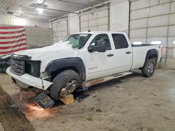 2014 GMC Sierra 3500HD SRW SLE