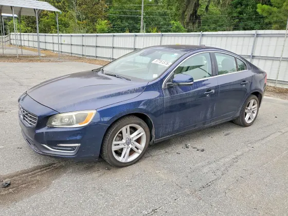 2015 Volvo S60 T5 Drive-E Platinum