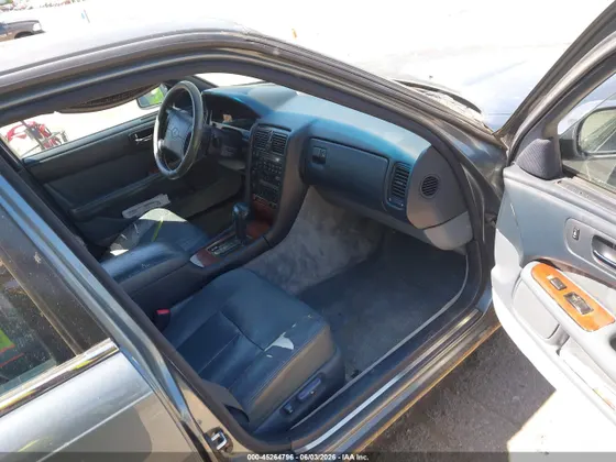 1990 Lexus LS 400