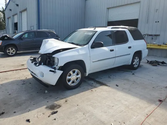 2005 GMC Envoy XUV SLE