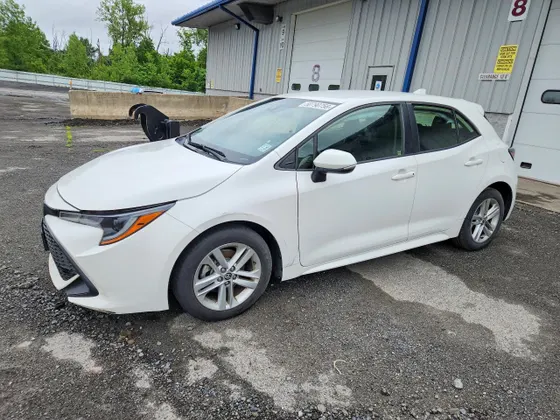2022 Toyota Corolla Hatchback SE