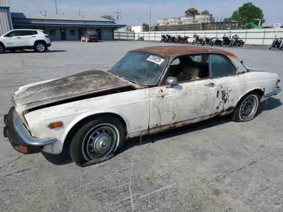 1975 Jaguar XJ