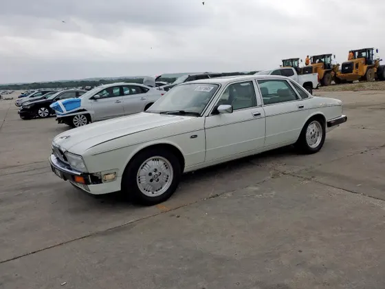 1994 Jaguar XJ VANDENPLAS