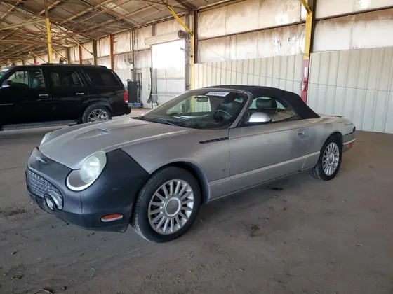2004 Ford Thunderbird Deluxe