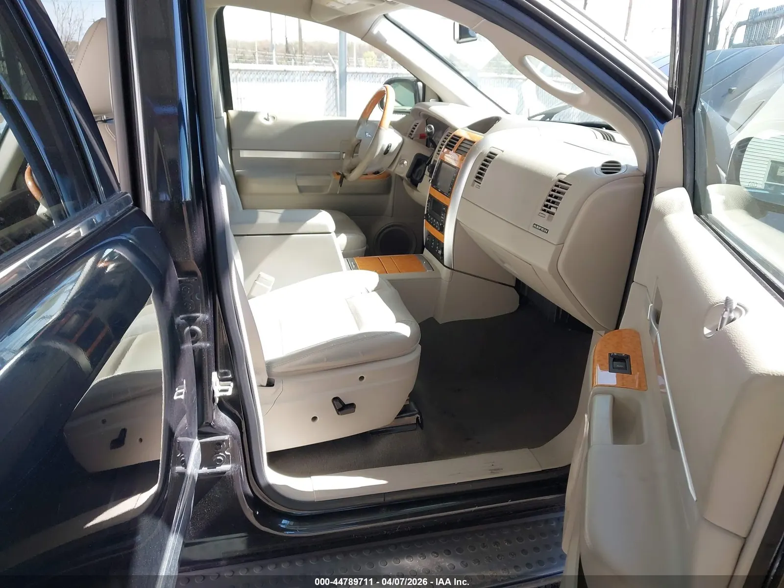 2008 Chrysler Aspen Limited