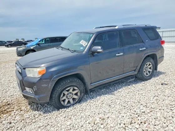 2011 Toyota 4Runner SR5