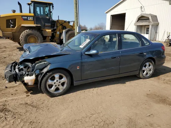 2004 Saturn L-Series L300 2