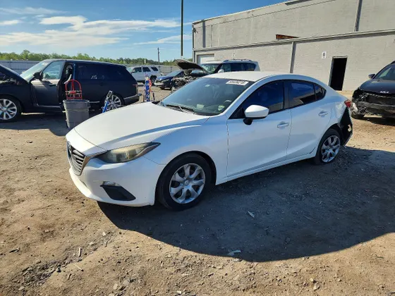 2014 Mazda Mazda3 i Sport