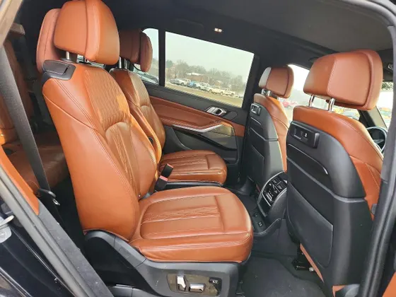 2019 BMW X7 xDrive50i