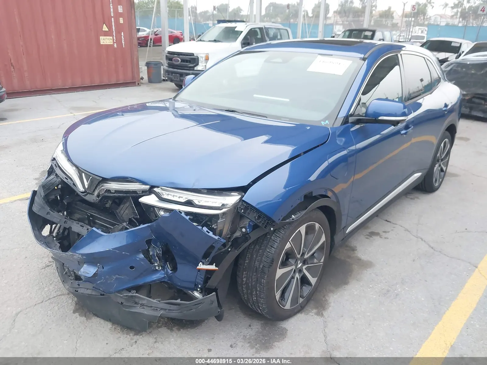 2024 VinFast VF 8 Plus